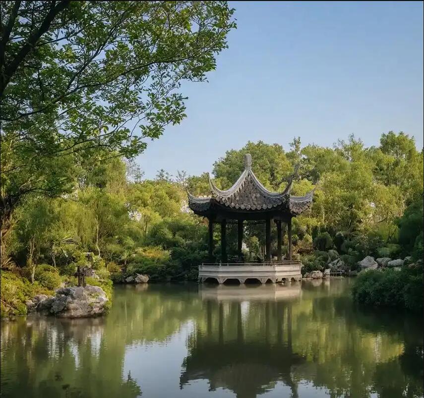 雅安雨城情场造纸有限公司